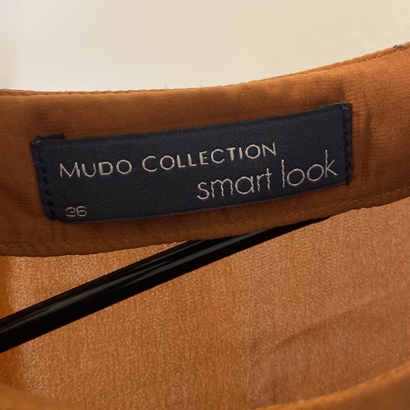 Brown Blouse - Picture 3 of 4